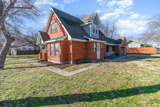 listing main photo