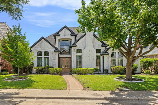 listing main photo