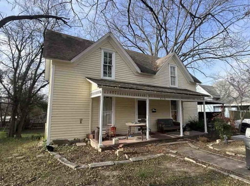 listing main photo