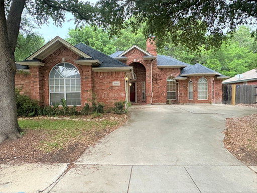 listing main photo