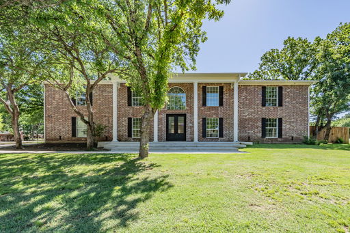 listing main photo