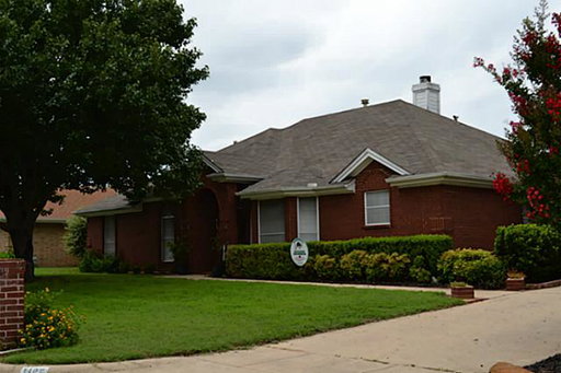 listing main photo