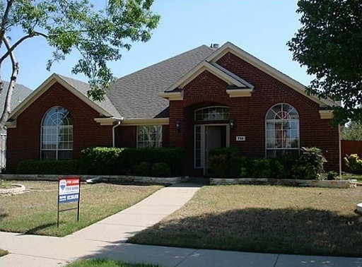 listing main photo