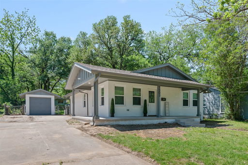 listing main photo