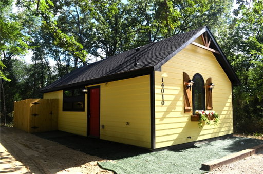 listing main photo