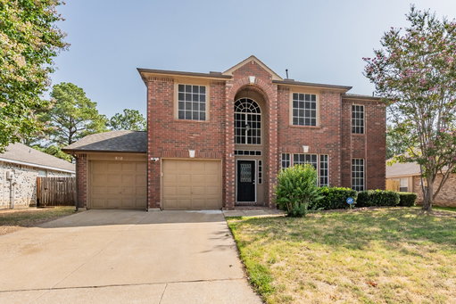 listing main photo