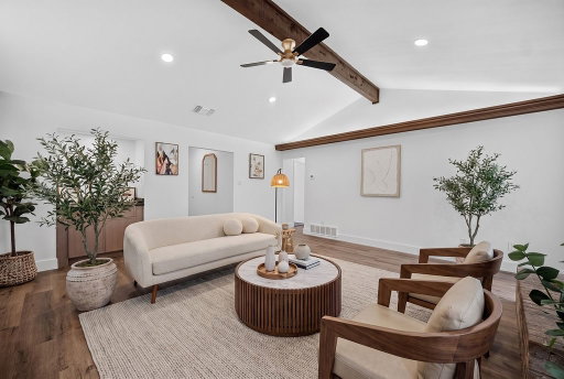 listing main photo