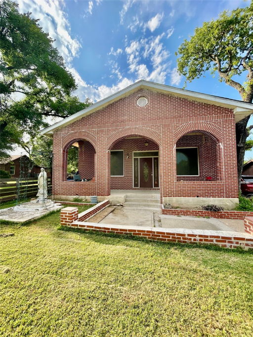 listing main photo