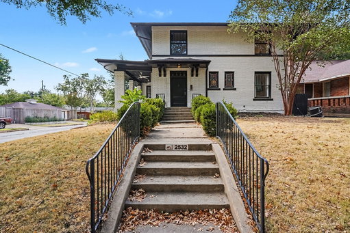 listing main photo