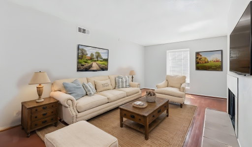 listing main photo