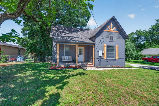 listing main photo
