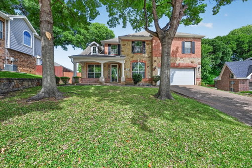 listing main photo