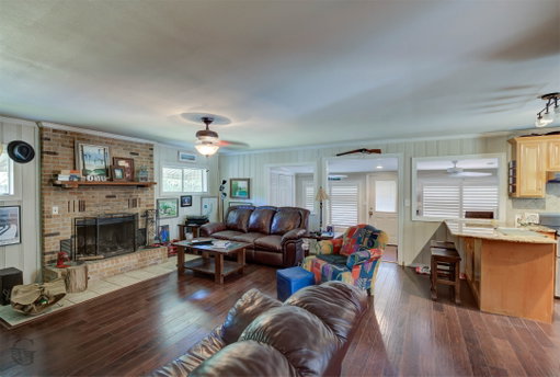 listing main photo