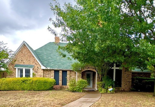 listing main photo