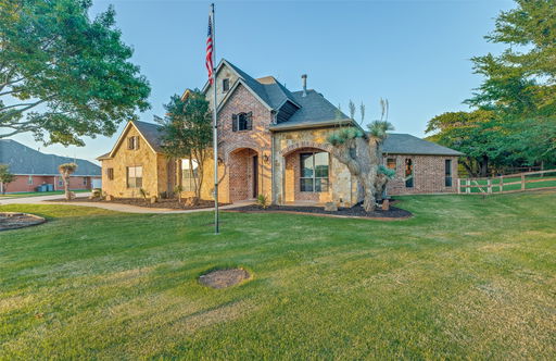 listing main photo