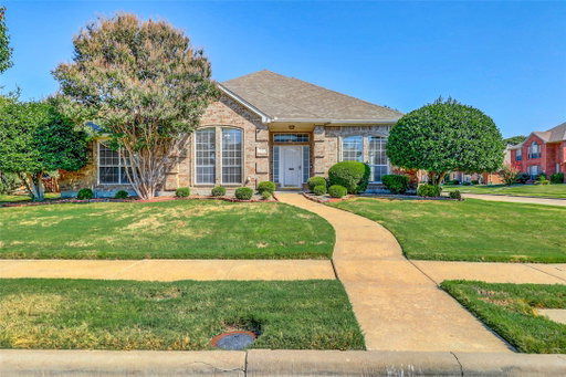 listing main photo