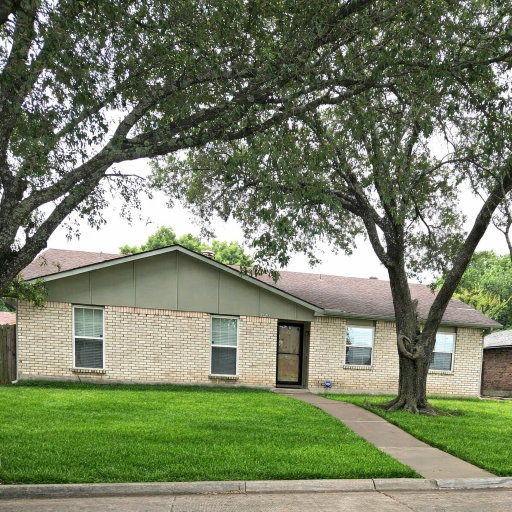 listing main photo