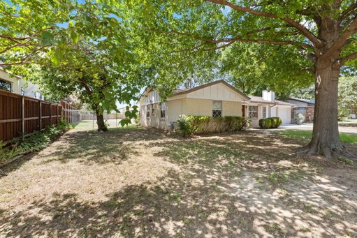 listing main photo