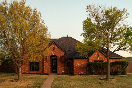 listing main photo