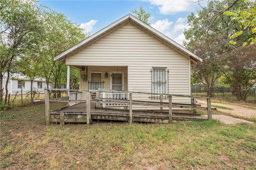 listing main photo