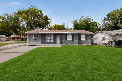 listing main photo