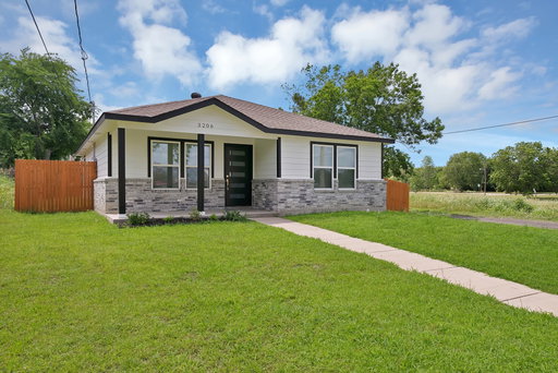 listing main photo