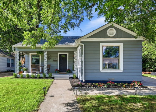 listing main photo