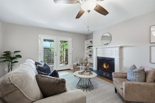 listing main photo