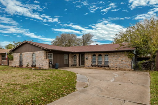 listing main photo