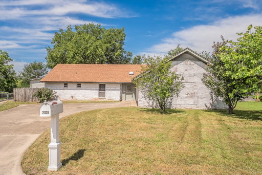 listing main photo