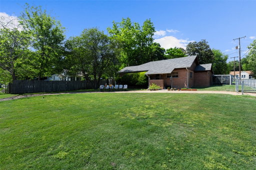 listing main photo