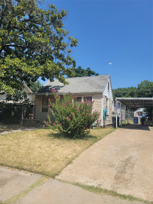 listing main photo