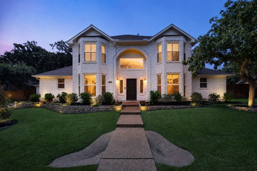 listing main photo
