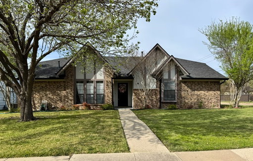 listing main photo