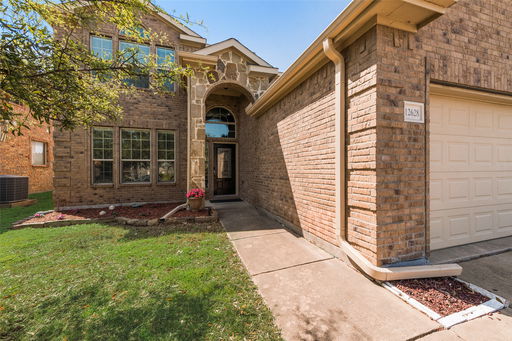listing main photo