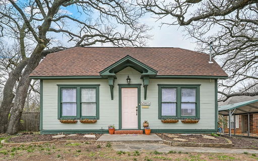 listing main photo