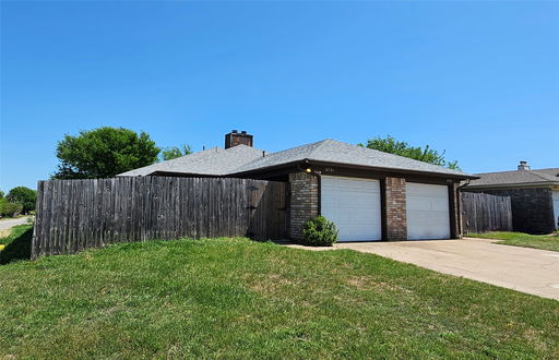 listing main photo