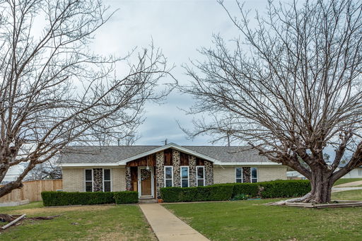 listing main photo