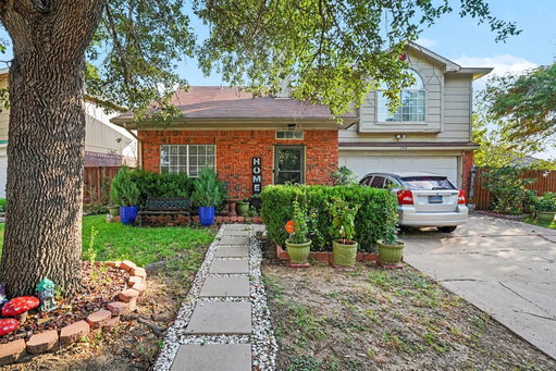 listing main photo