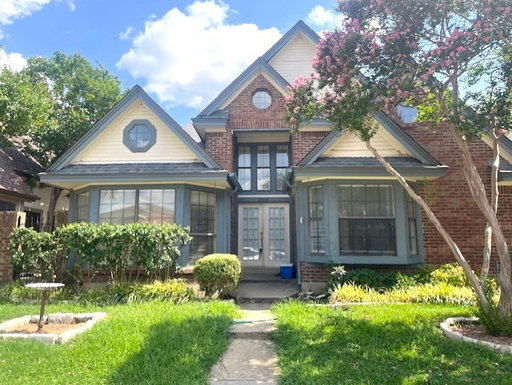 listing main photo