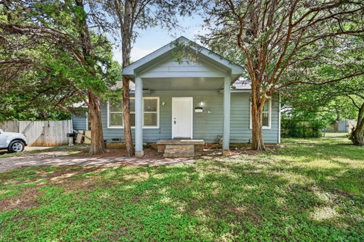 listing main photo