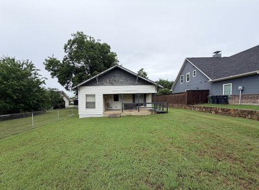 listing main photo