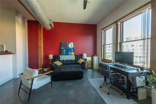 listing main photo