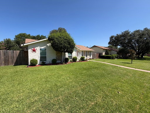 listing main photo