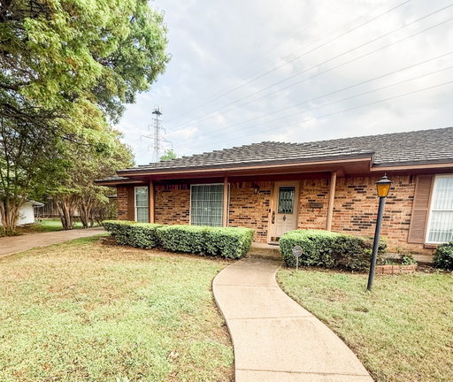 listing main photo