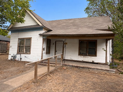 listing main photo