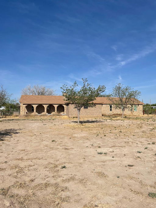 listing main photo