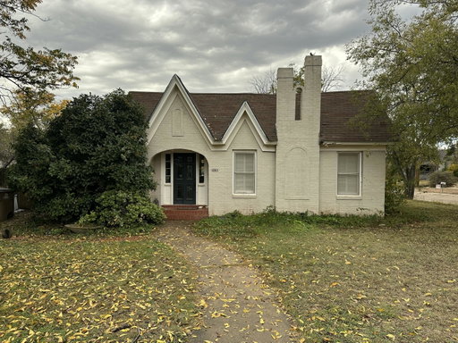 listing main photo