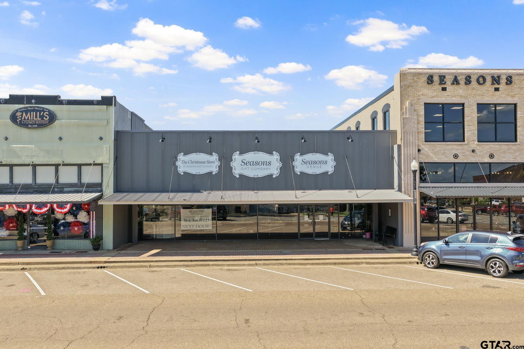 118 W 2Nd St, Mount Pleasant, TX 75455
