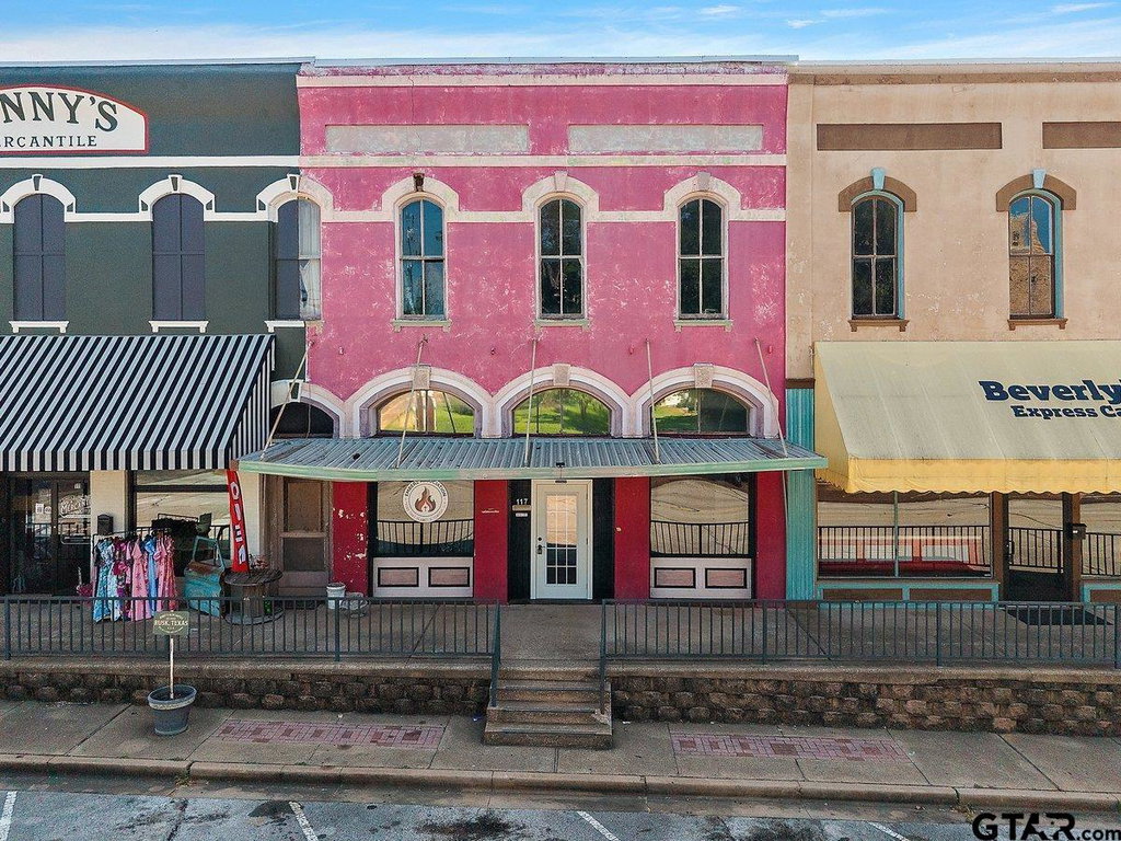 117 S Henderson St, Rusk, TX 75785